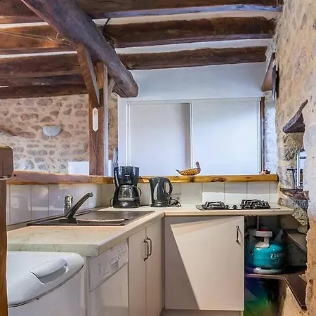 Charmante Chaumiere Renovee Pres Des Marais Salants Avec Jardin Clos Et Equipements Modernes - Fr-1-306-1072